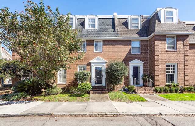 4 Bedroom 3.5 Bath Townhome in Harleston Village - Downtown Charleston - 80 Legare Street, Charleston, SC 29401
