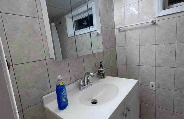 100 Meade Ave - 100 Meade Avenue, Bethpage, NY 11714