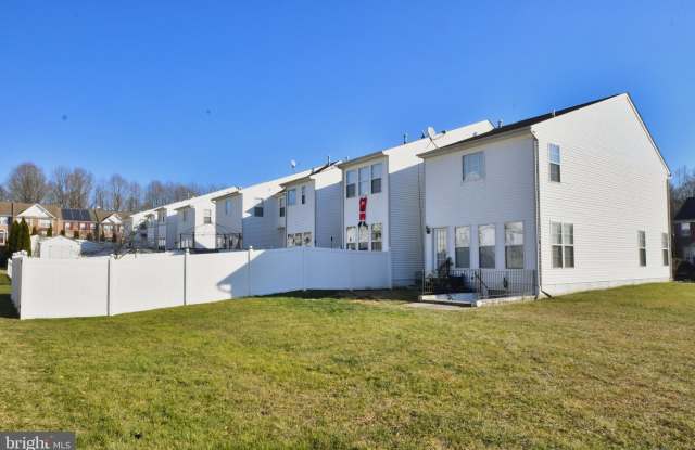1952 BLAIR COURT Gallery 3