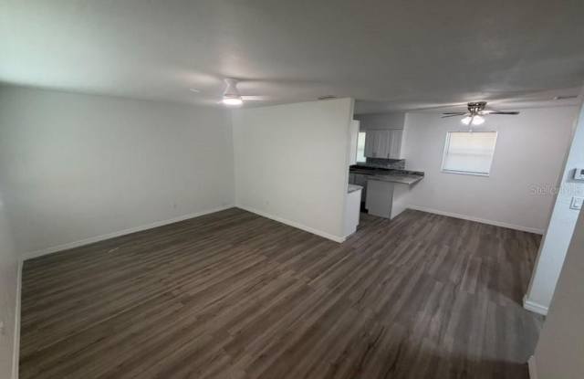 260 38TH Avenue SE Gallery 2