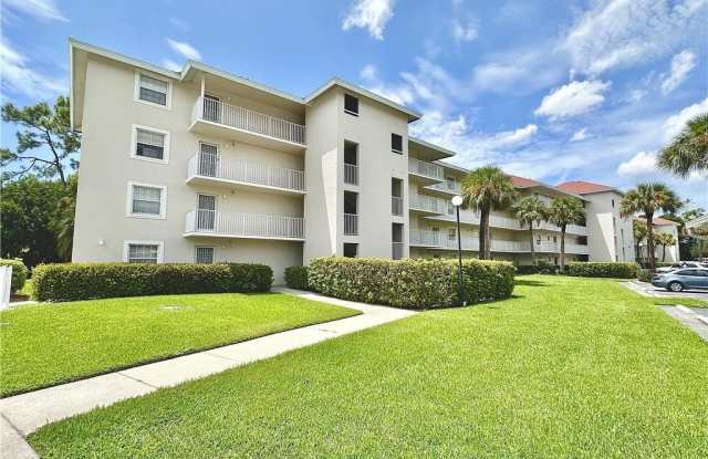 441 Quail Forest - 441 Quail Forest Boulevard, Collier County, FL 34105