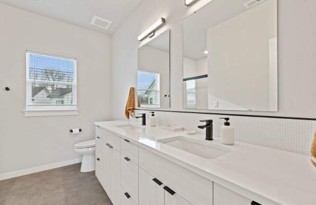 Alpine Landing Townhomes Gallery 4