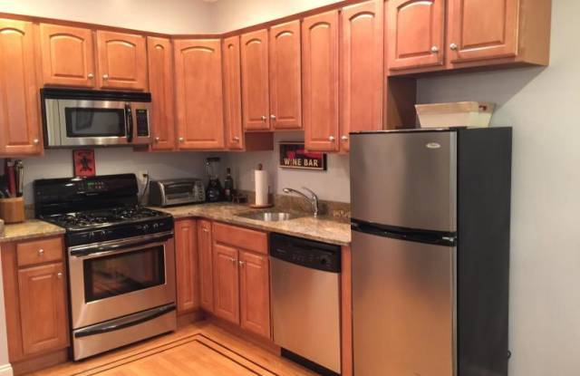 11 Wiget St. - 11 Wiget Street, Boston, MA 02113