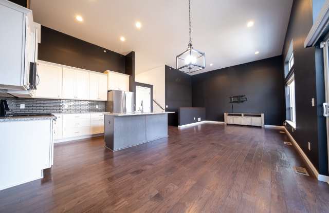 13369 Bronze Pkwy. photos photos