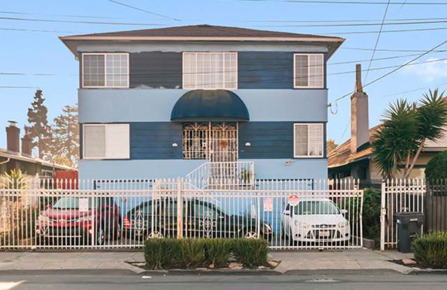 2466 Seminary Avenue photos photos