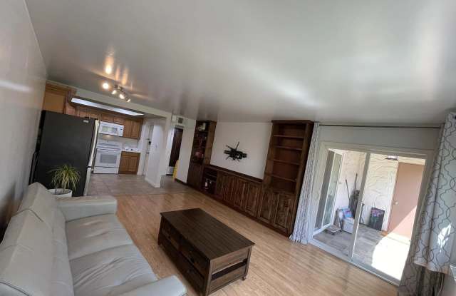 10767 San Diego Mission Gallery 1