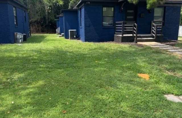 Two Bedroom 1 Bathroom-Fully renovated Gallery 1