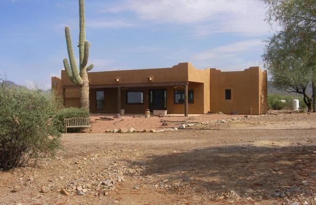 7080 E Arroya Road - 7080 East Arroyo Road, Cave Creek, AZ 85331