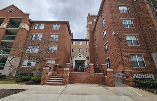 1 South Point Dr. - 1 South Point Drive, Boston, MA 02125