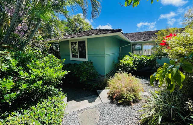 One and a half blocks to beautiful Lanikai Beach photos photos