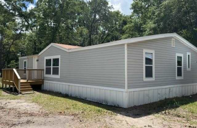 1947 Wild Cherry Drive Gallery 1