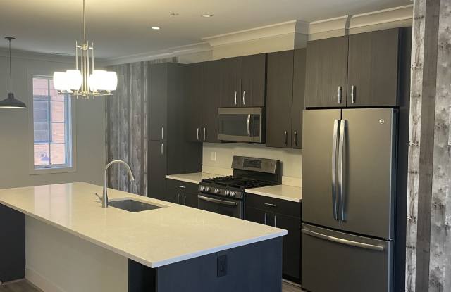 918 N. Buchanan Street photos photos