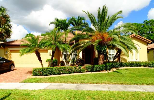 854 SW SAINT TROPEZ Court Gallery 1