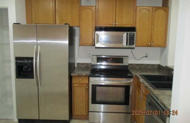 13910 SW 175th Ter - 13910 Southwest 175th Terrace, Richmond West, FL 33177