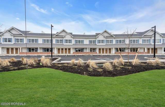 629 Ocean Road Gallery 1