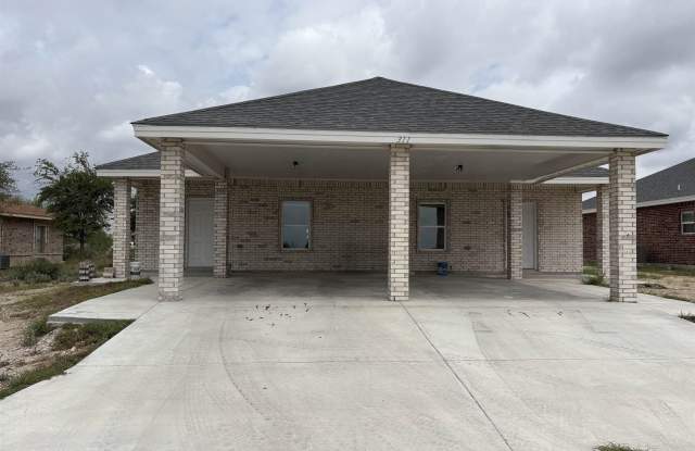 311 Rosalinda photos photos