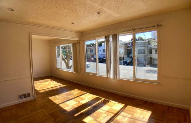 218 Sagamore Street Gallery 4