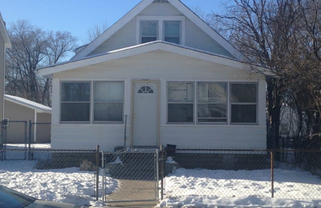 4523 Camden Ave N - 4523 North Camden Avenue, Minneapolis, MN 55412