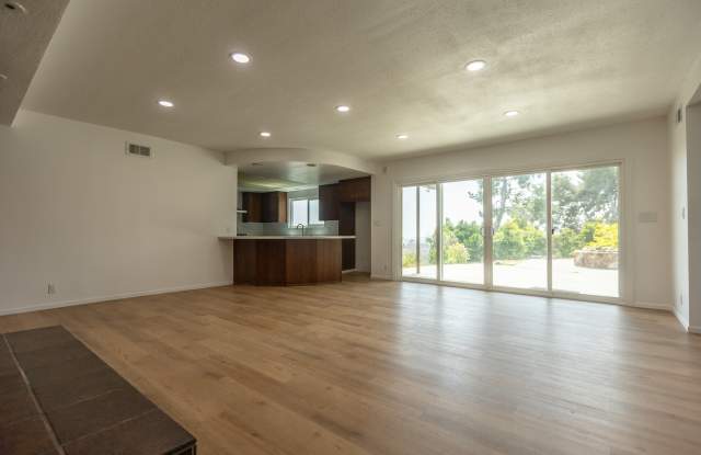 1855 Alpha Street photos photos