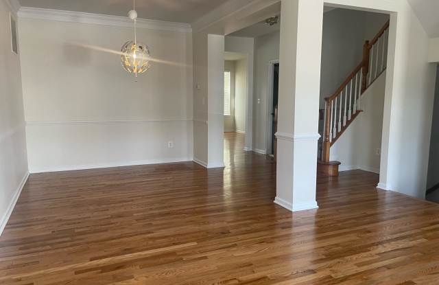 20049 NORTHVILLE HILLS TERRACE Gallery 4