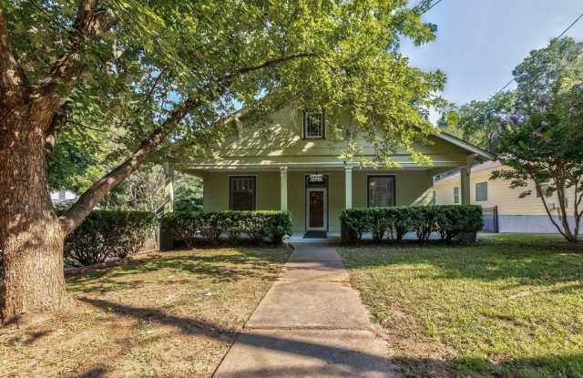 1080 Sanders Avenue SE photos photos