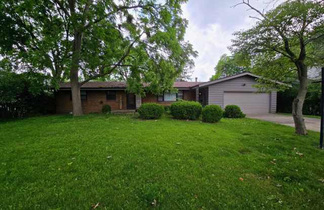 Beautiful Home Located in Historic Urbana - 405 East Michigan Avenue, Urbana, IL 61801