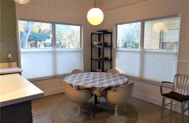 2751 VALENCIA DRIVE Gallery 3