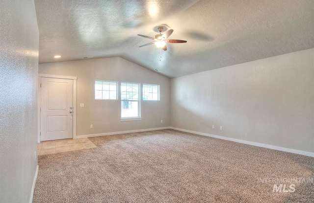 831 N Cottage Cove Way Gallery 3