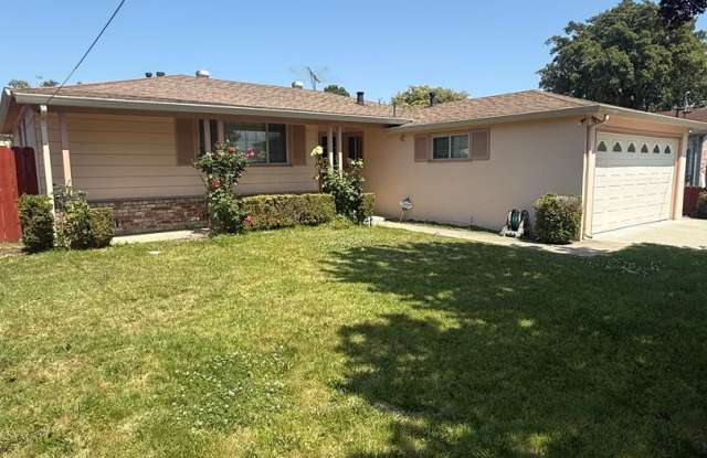 Charming 3 bedroom 2 bath home photos photos