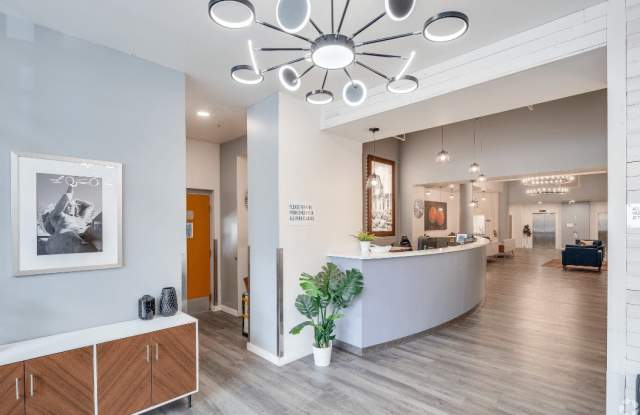 Lofts 640 Gallery 2