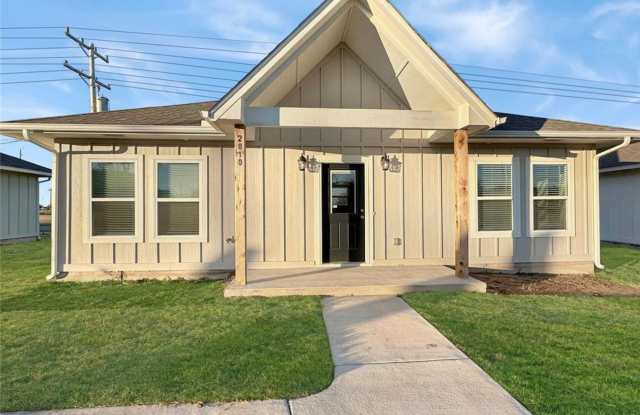 Move-In Ready 2-Bed Home in Blackwell – Pet-Friendly! photos photos