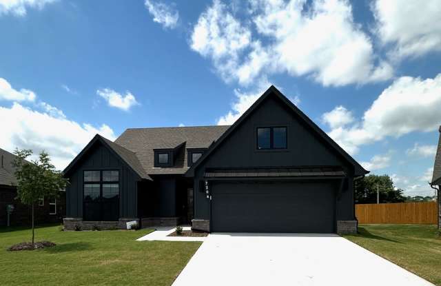 7208 E 135th St S - 7208 East 135th Street South, Bixby, OK 74008