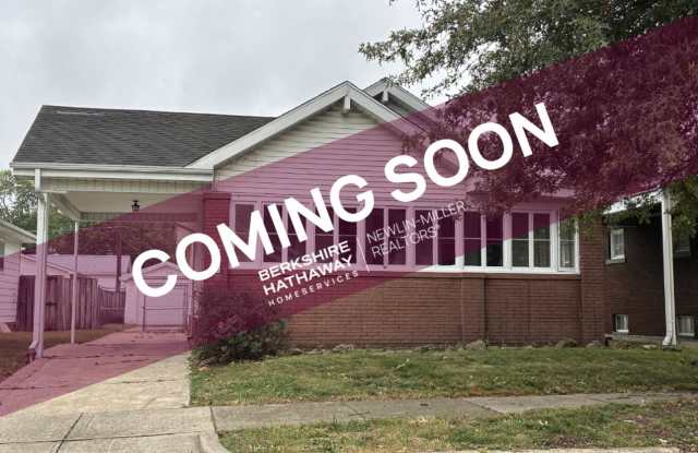 2-Bedroom Home with Central Air, Basement & Main-Level Laundry Gallery 1