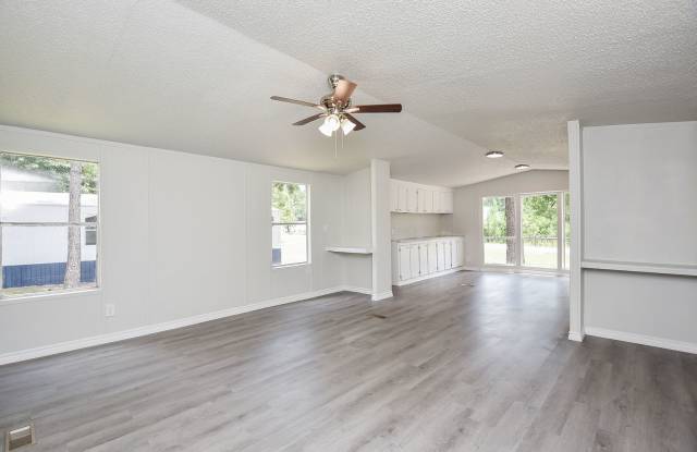 Be part of this cozy community at Roy Harris Loop photos photos