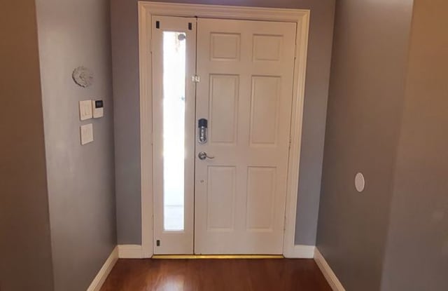 2509 Oak View Ct. Gallery 3
