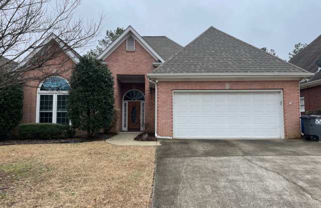 Gorgeous and immaculate 4 bed/ 3 full bath house - 6018 Waterside Drive, Hoover, AL 35244