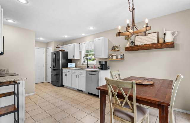 Beautifully Updated 3-Bedroom Home with 2 Baths 2 Car Garage with fenced yard Gallery 1
