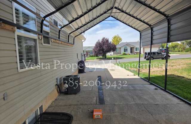 1468 North 125 East Gallery 2