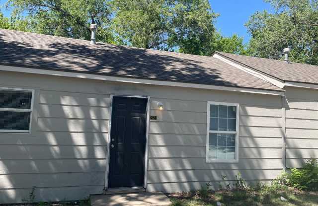 2623 S Fees St - Triplex photos photos