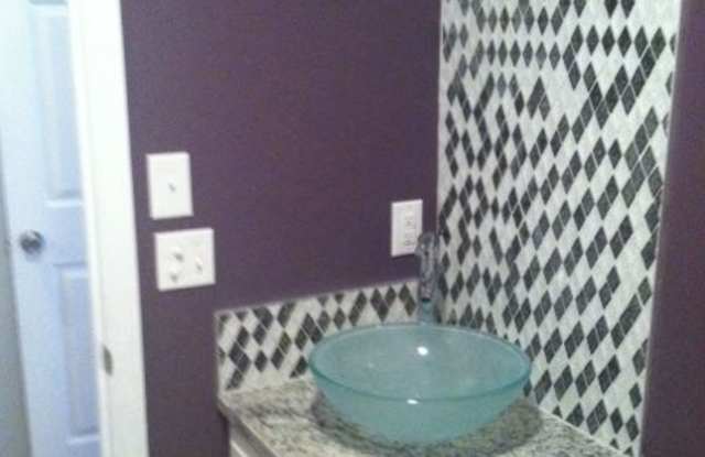 5201 Southwind Gallery 4