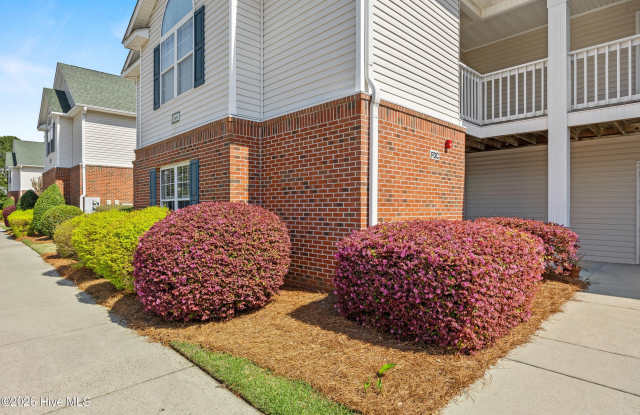 1604 Willoughby Park Court Gallery 3
