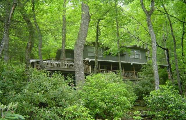 19 OWL PINE - 19 Owl Pine Lane, Highlands, NC 28741