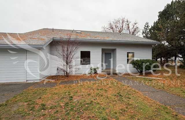 Renovated 3 Bedroom 2.5 Bath Country Home with Mountain Views  Wrap Around Porch!! photos photos