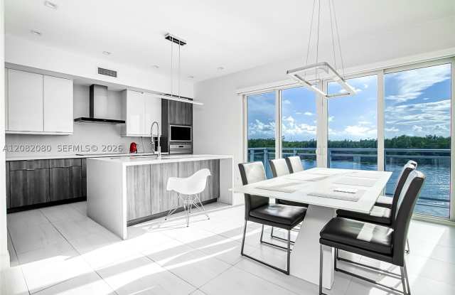 6100 N Ocean Dr Gallery 1