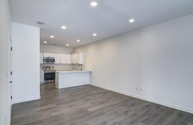 New 3 Bedroom Town Home photos photos