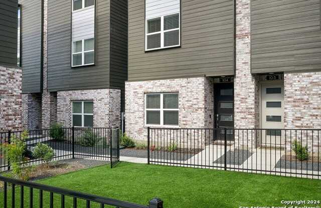 210 POPLAR ST photos photos