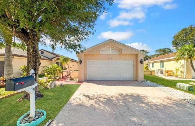 2261 Northwest 34th Terrace photos photos