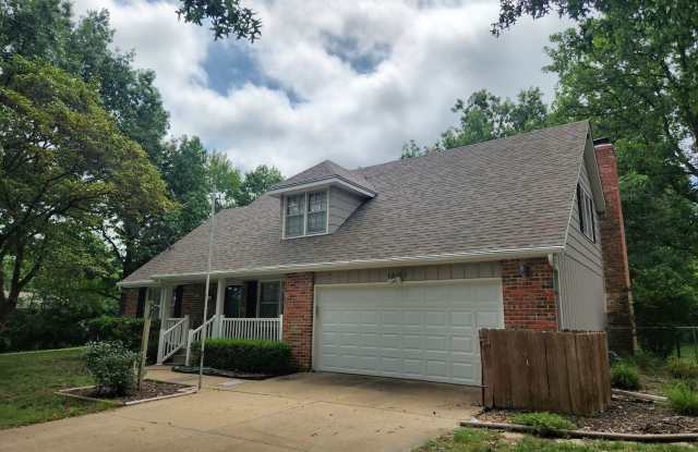 Wow! 5BR, 4BTH executive home for lease! Gallery 2