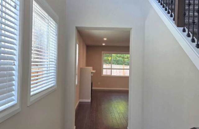 4122 213th PL SE Gallery 2