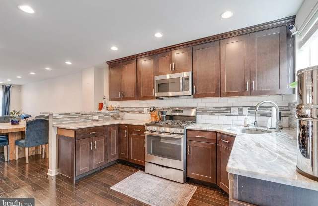 Beautiful 3 bed 3 full bath home available April 14 - 1915 Annin Street, Philadelphia, PA 19146